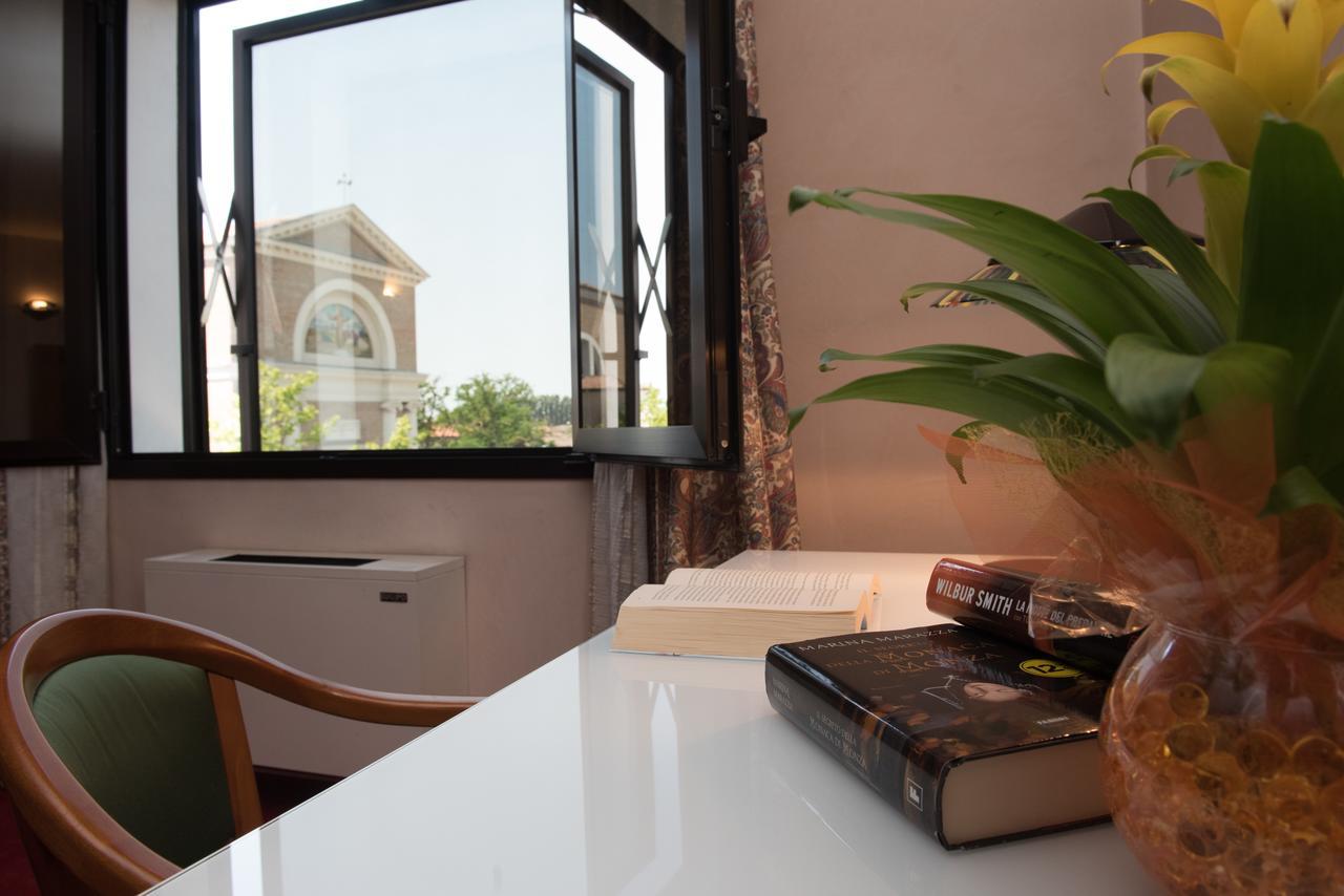 Hotel Tessarin Taglio Di Po Экстерьер фото